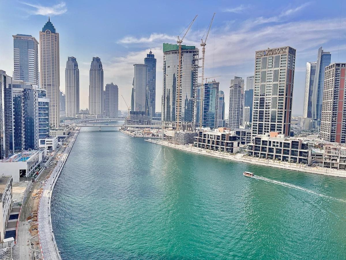 Panoramic! Burj Khalifa And Canal View! Apartment